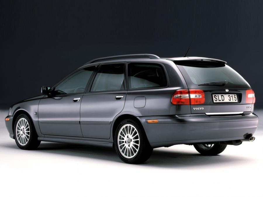  Volvo V40 2002 года  (фото 6 из 7)